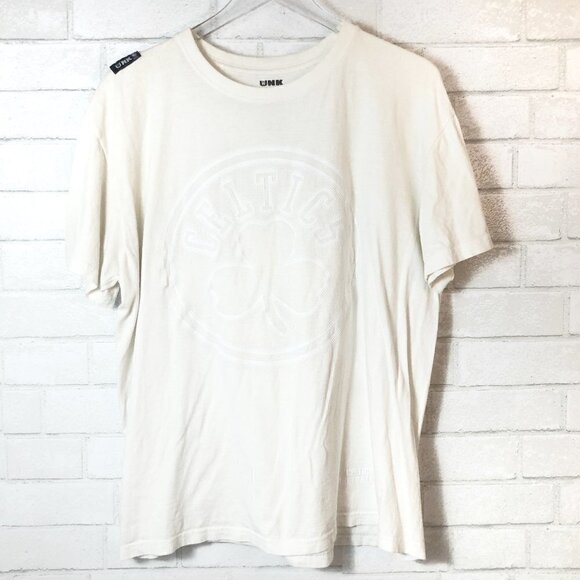 UNK NBA Boston Celtics Cream T-Shirt White Shamrock Men's Size L RARE - Picture 1 of 8